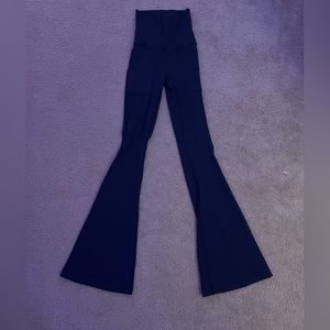 Aerie crossover fold over navy blue flare leggings